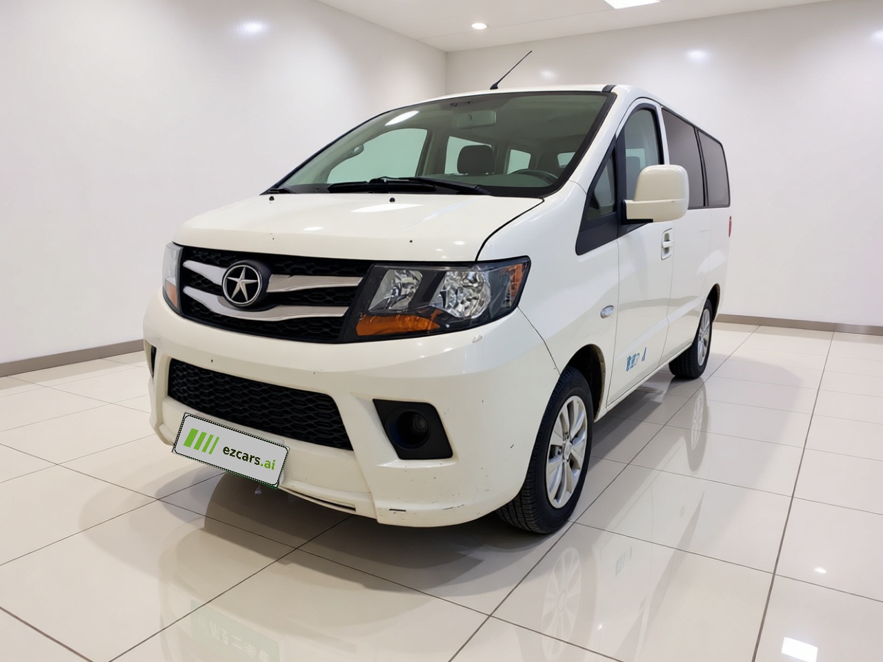 Refine M3 2016 1.6L Luxury