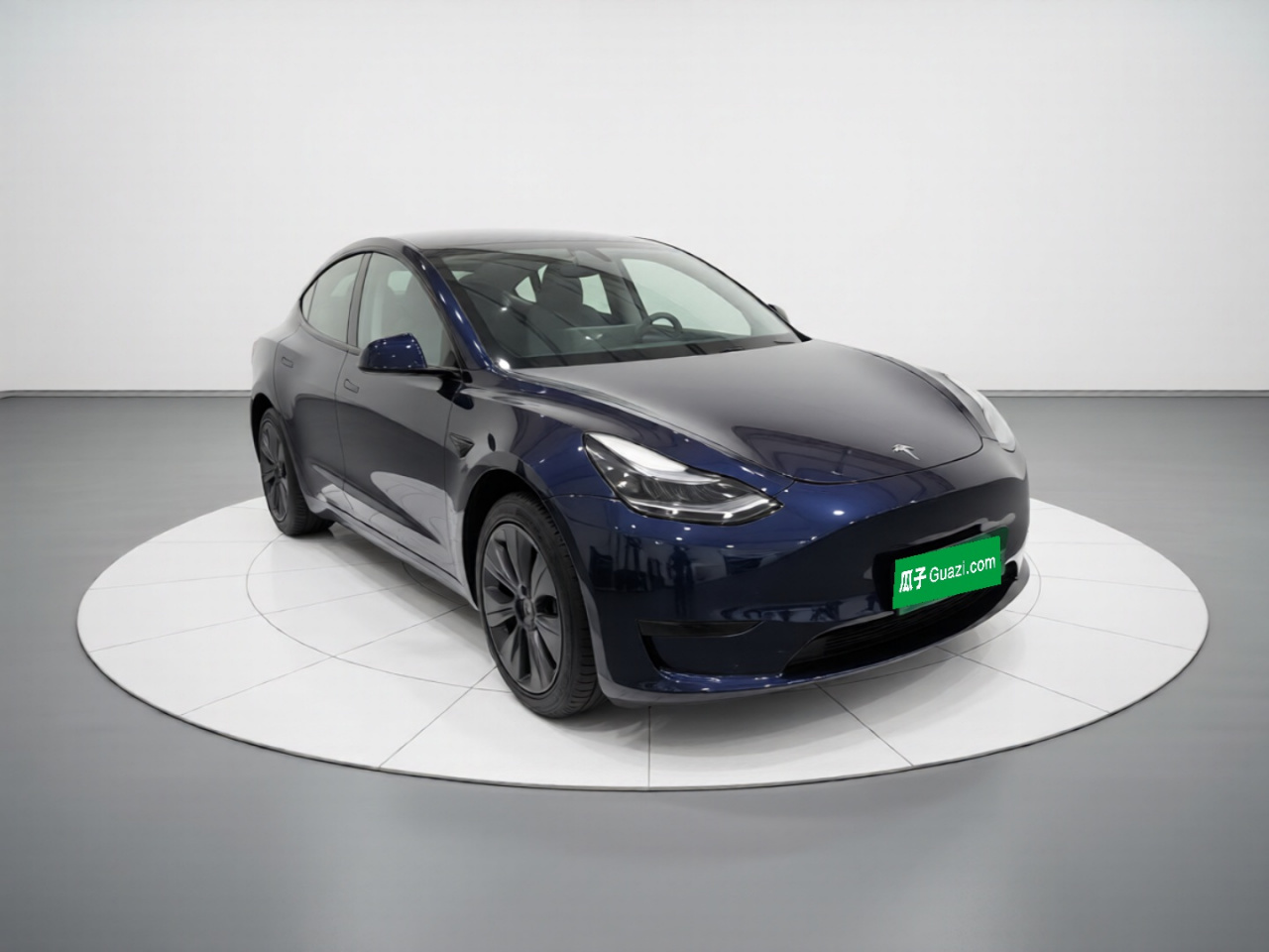 Model Y 2024 RWD photo 3