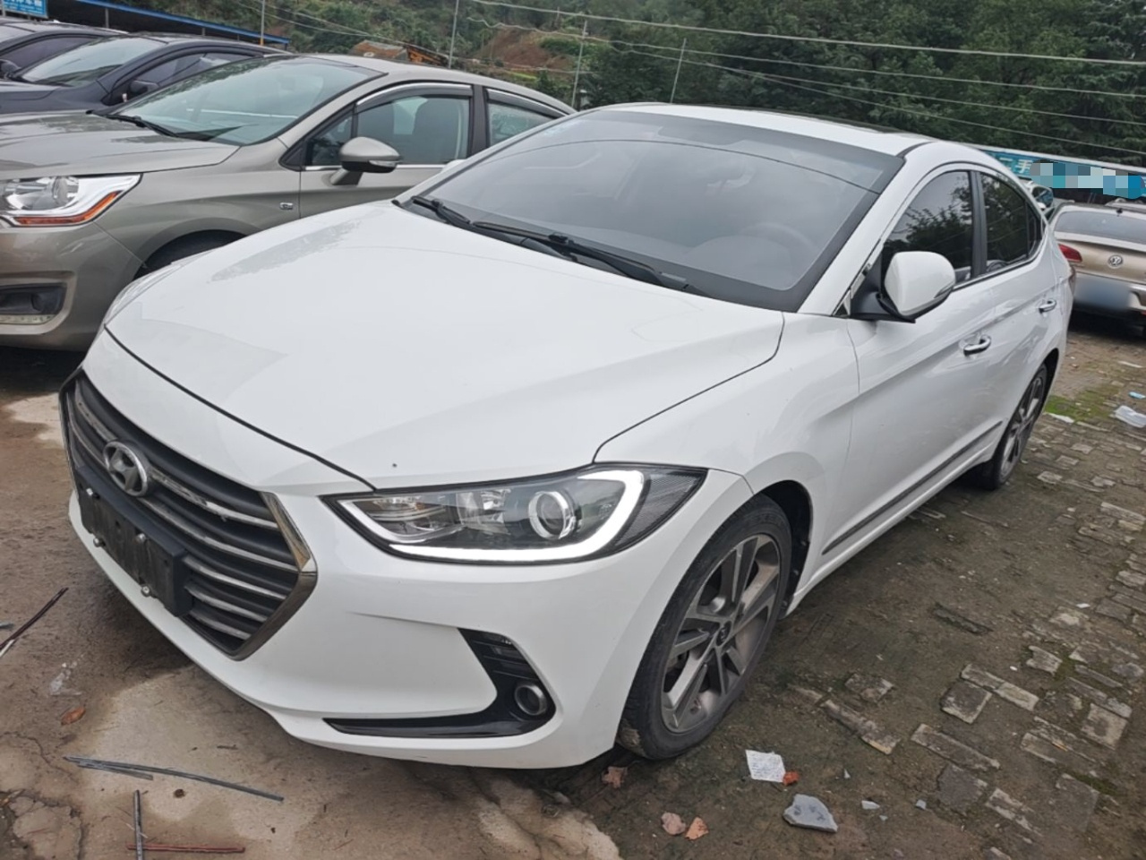 Elantra 2016 1.6L AT Smart Elite
