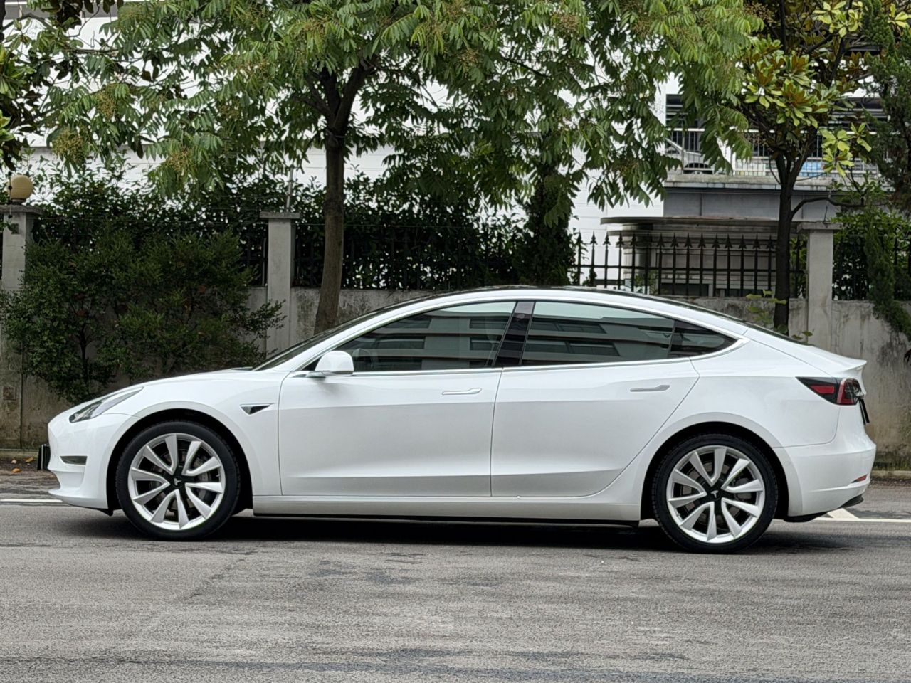 Model 3 2020 Facelift Long Range RWD photo 3