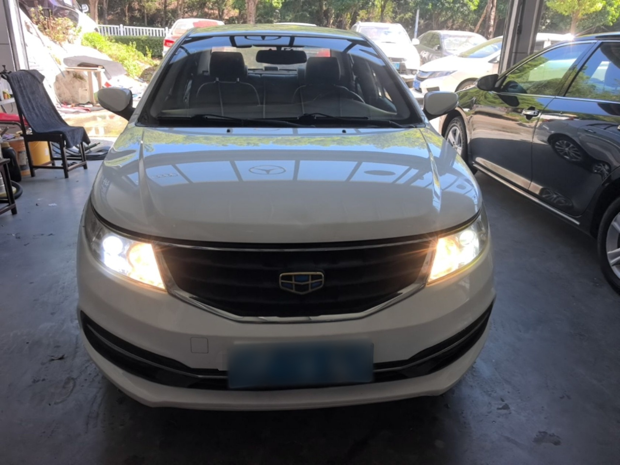 Vision 2015 1.5L MT photo 2