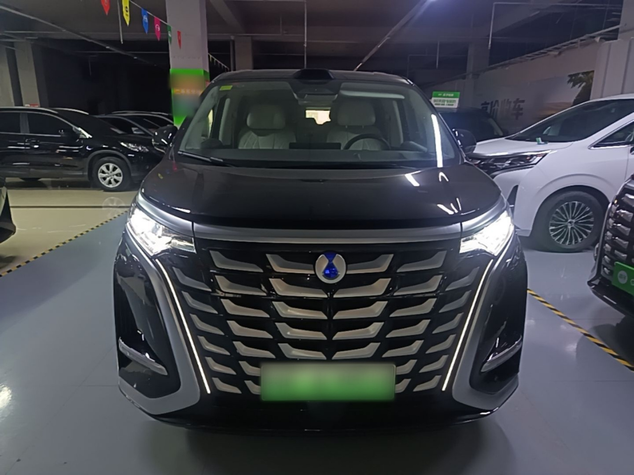 D9 2025 DM-i ADAS 1020 AWD Premium photo 2