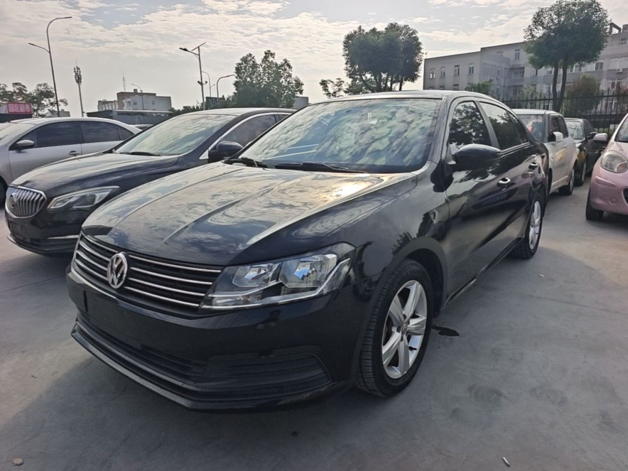 Lavida 2017 1.6L AT