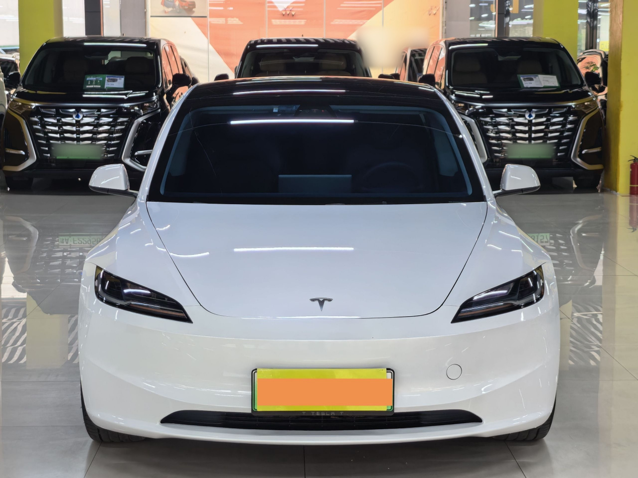 Model 3 2023 Long Range AWD photo 4