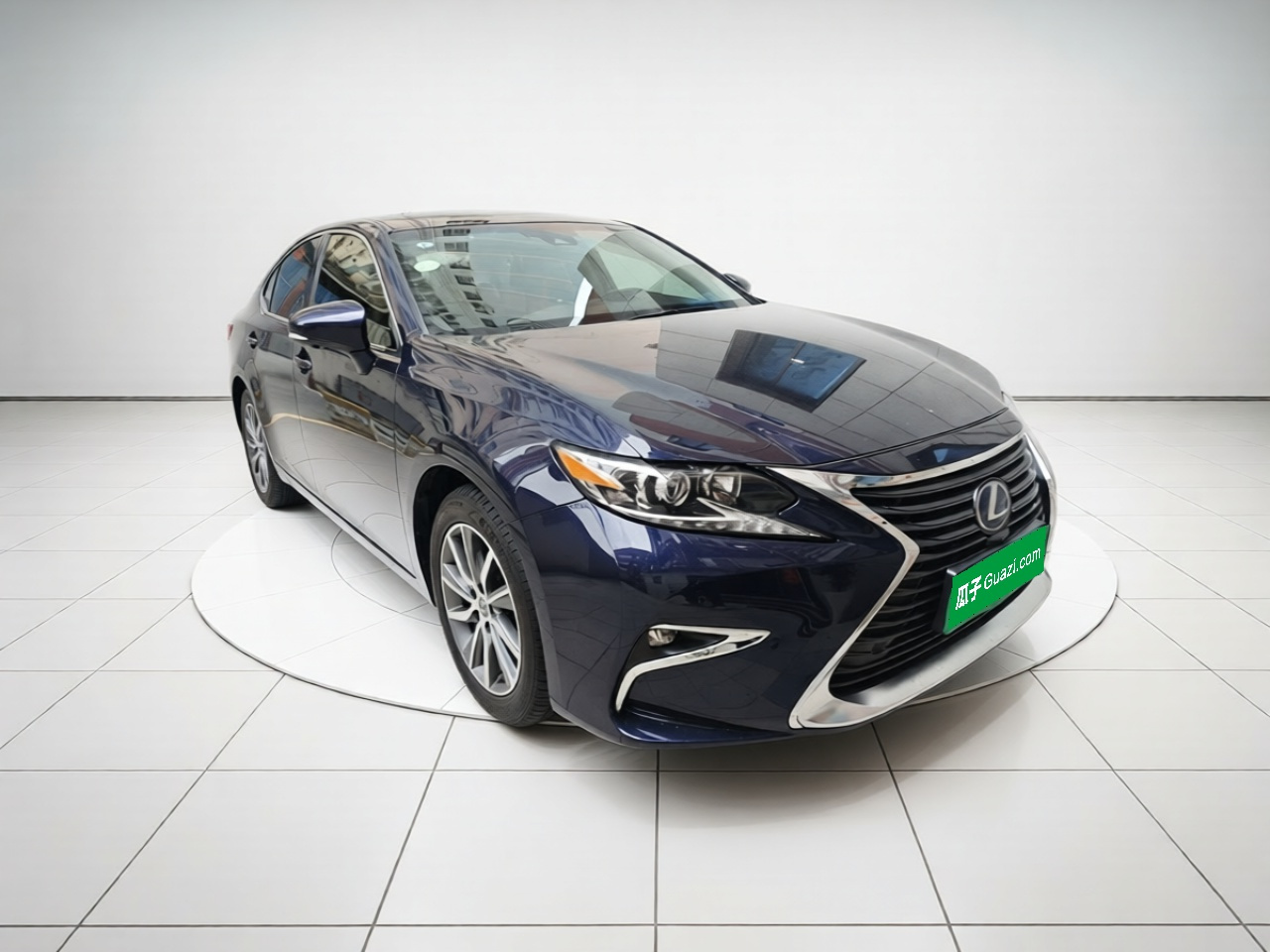 ES 2015 300h Comfort photo 3