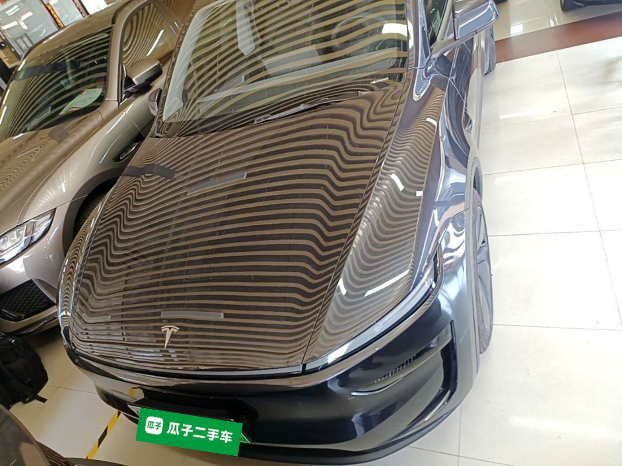 Model Y 2025 RWD photo 2