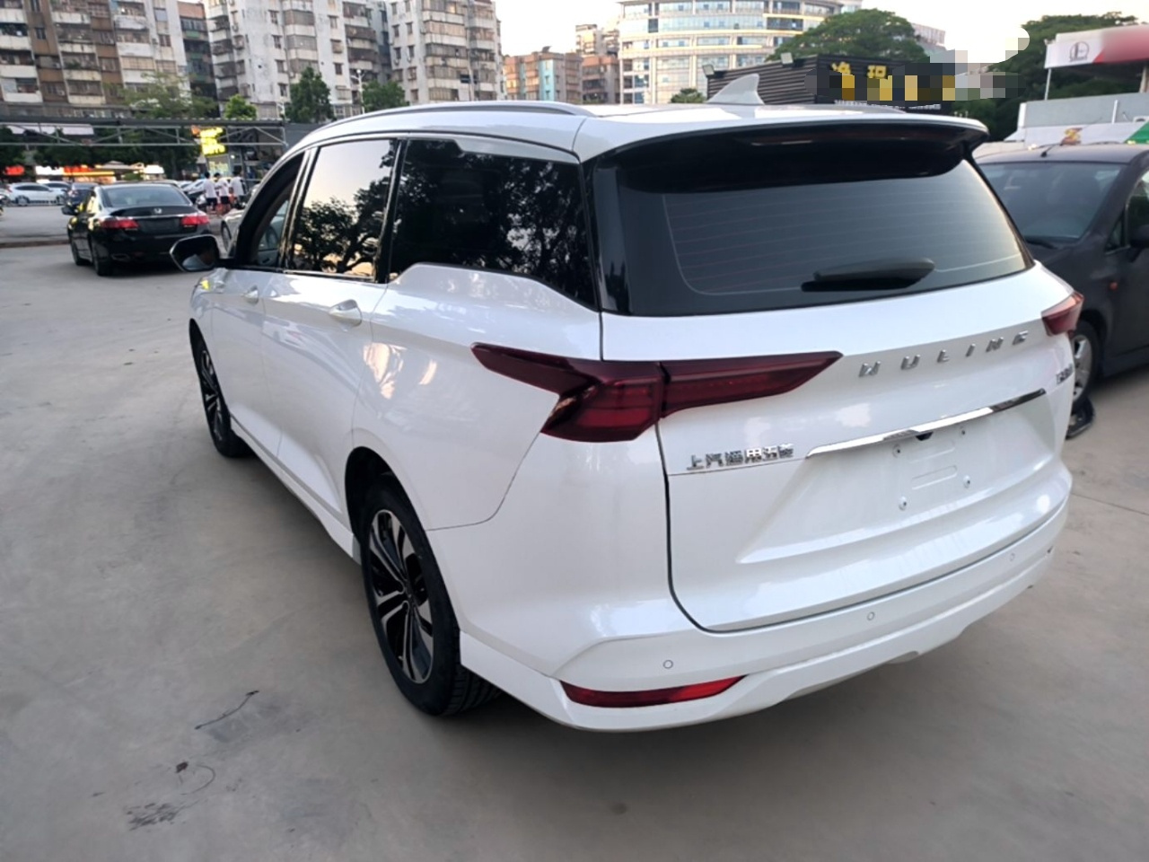 Wuling 2020 1.5T CVT Flagship photo 4