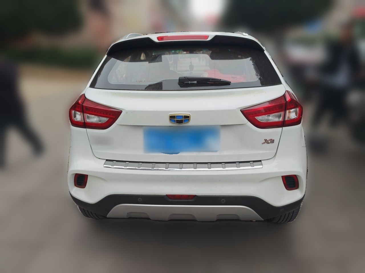 Vision X3 2017 1.5L AT Premium photo 3
