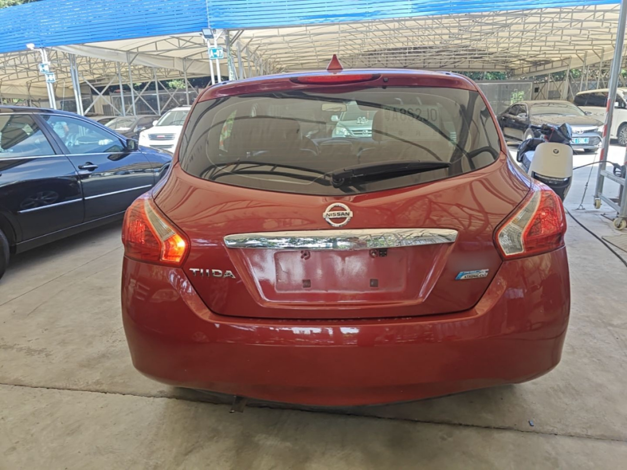 Tiida 2014 1.6L CVT Smart photo 5