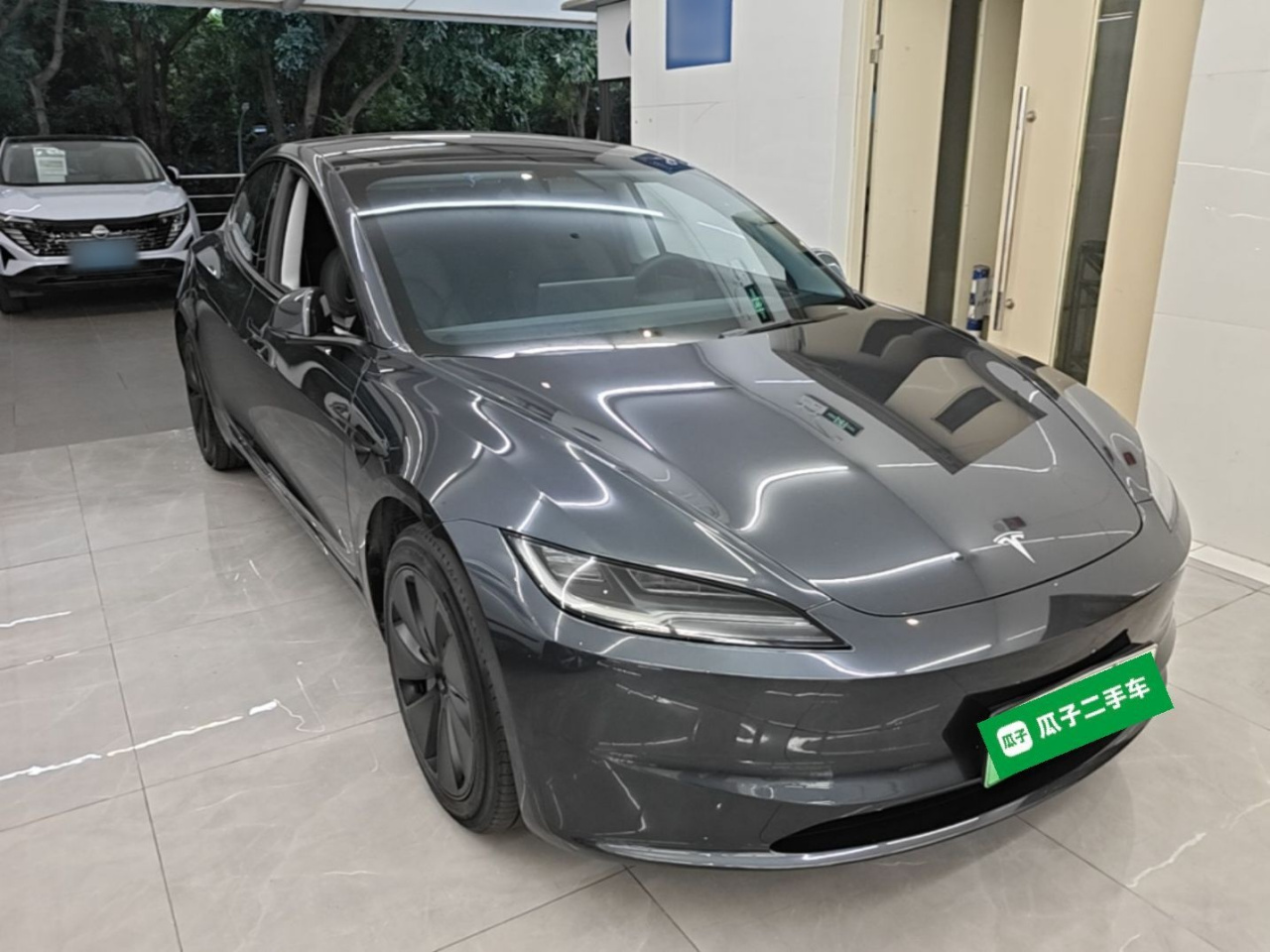 Model 3 2023 RWD photo 3