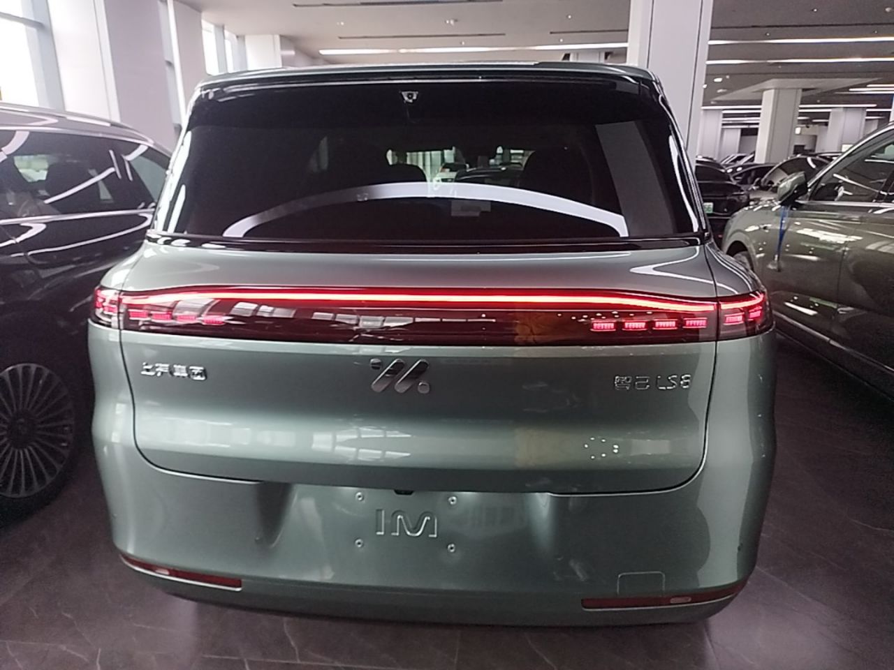 IM Motors LS8 2026 66 Ultra 6-Seater photo 5