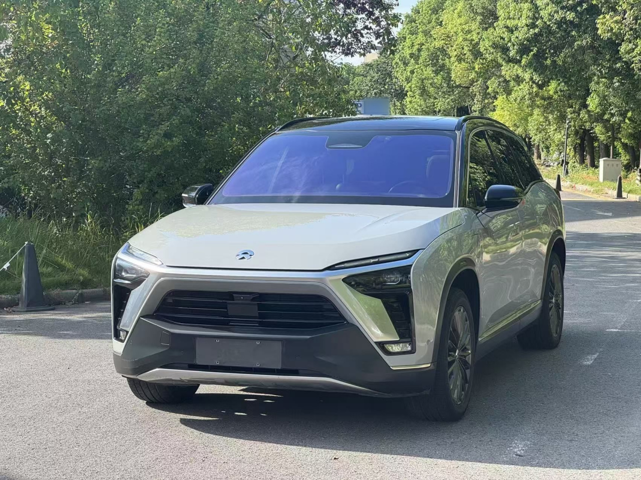 ES8 2020 415KM 7-Seater