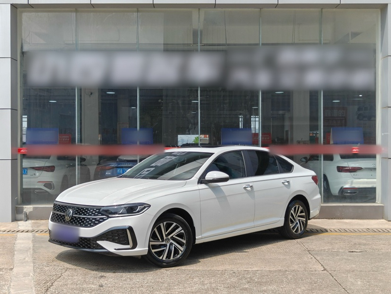 Lavida 2023 Facelift 1.5L AT