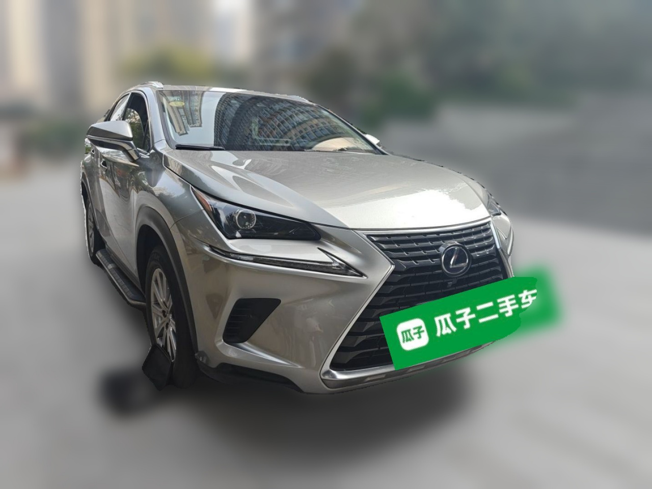 NX 2017 300h FWD photo 3