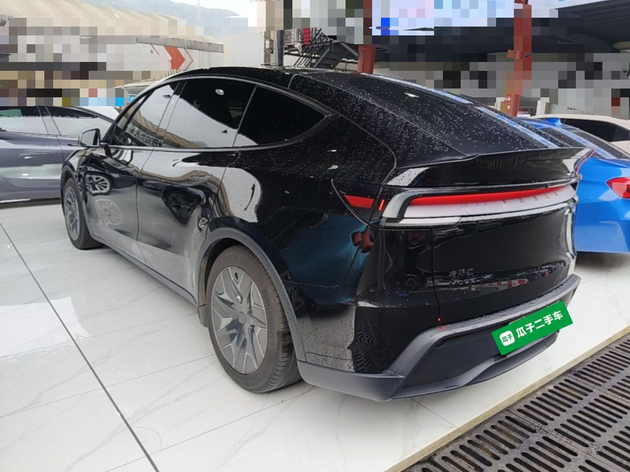 Model Y L 2025 Long Range AWD photo 3