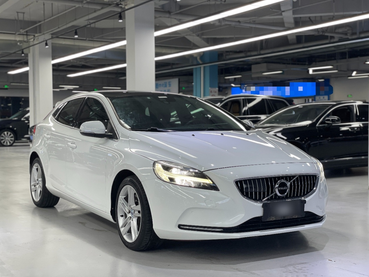 V40 2017 T3 photo 5