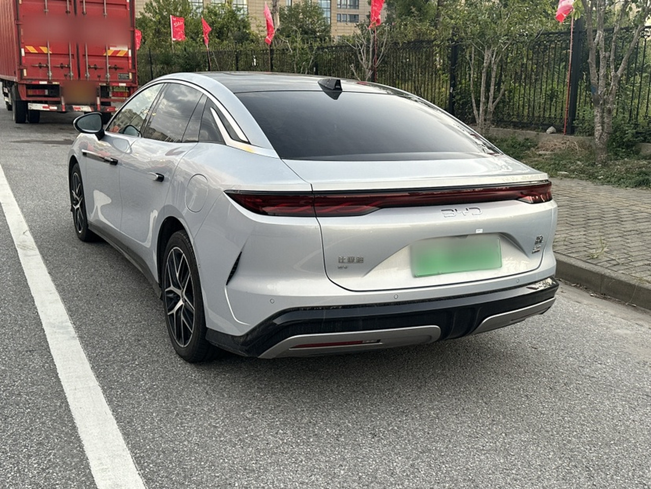 Han L 2025 EV AWD LiDAR Flagship photo 5