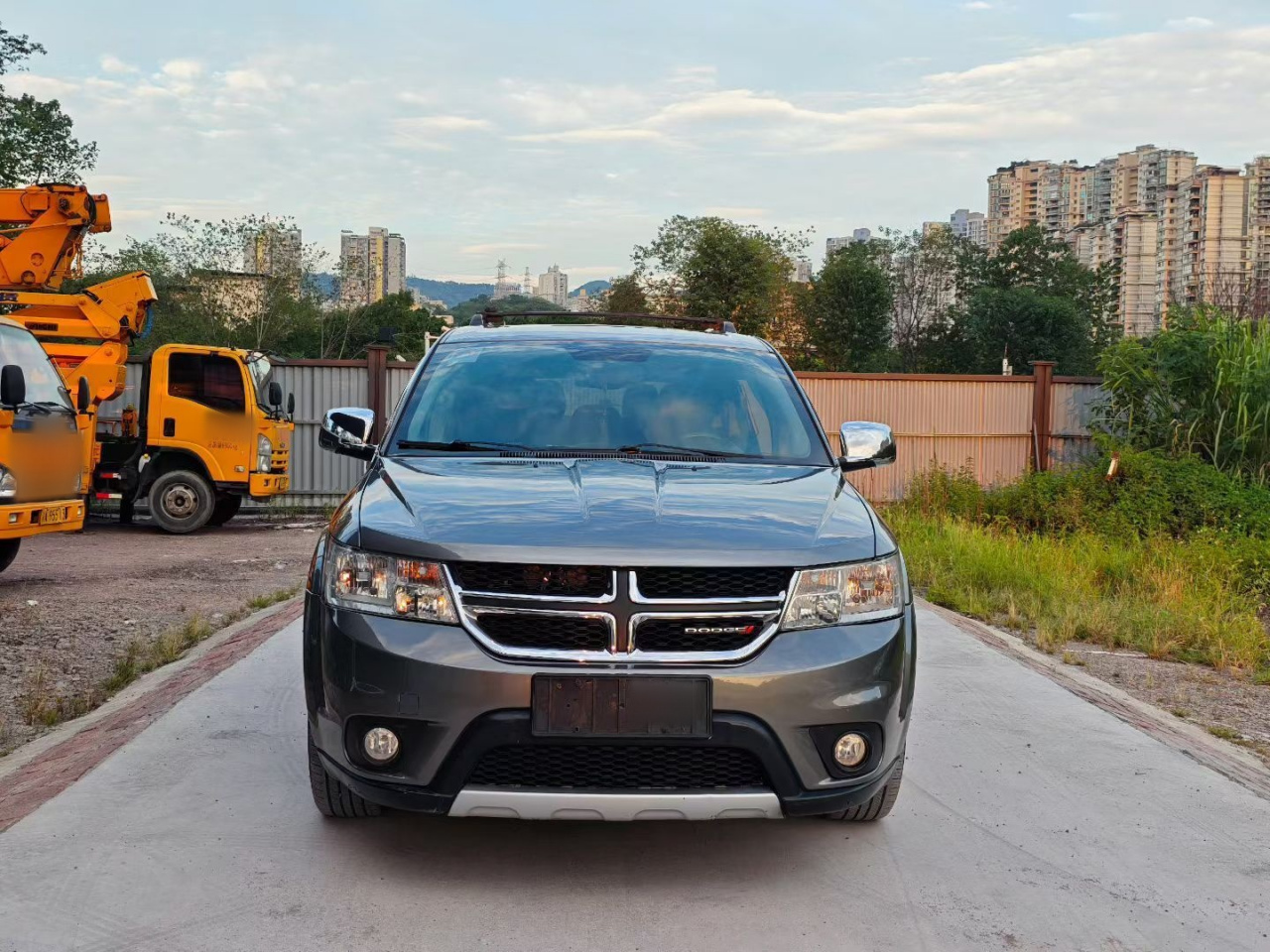 Dodge 2013 2.4L RWD photo 3