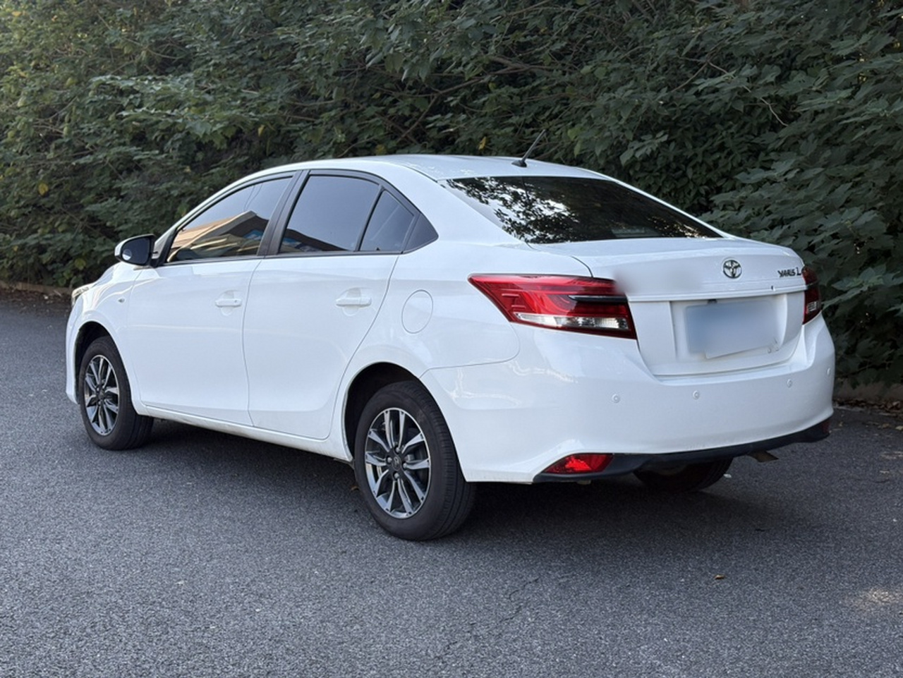 YARiS L 2020 1.5L CVT Luxury photo 4