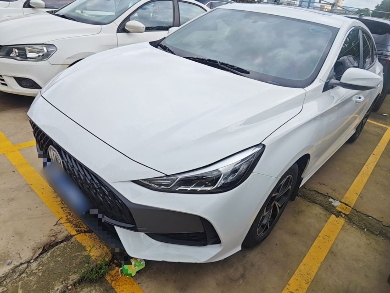 MG5 2023 180DVVT CVT