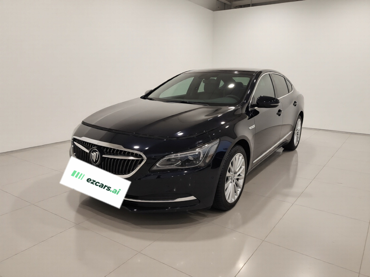 LaCrosse 2018 28T Luxury