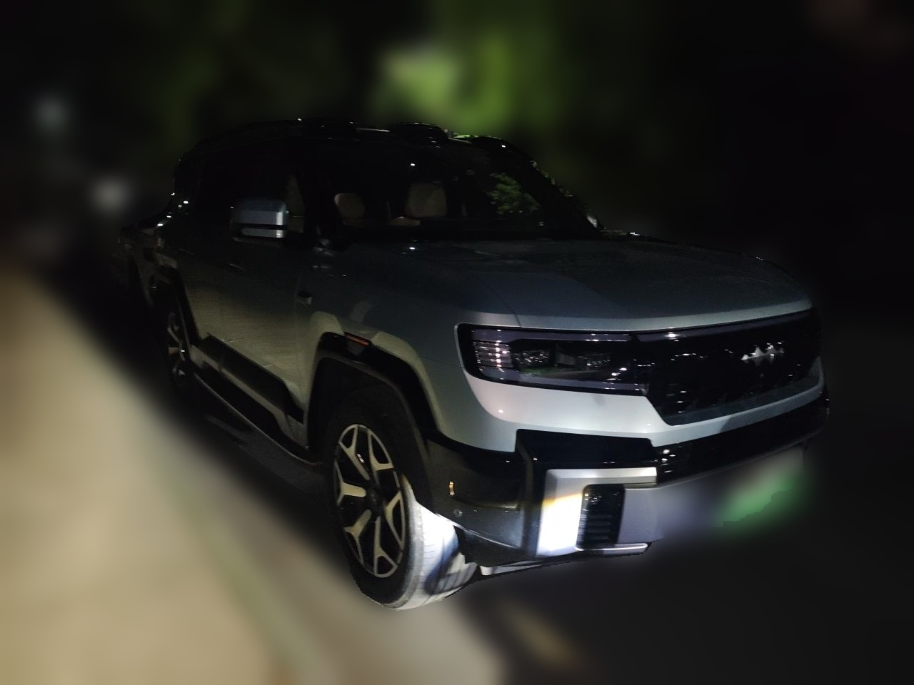 Fang Cheng Bao Leopard 8 2025 Luxury 7-Seater photo 3