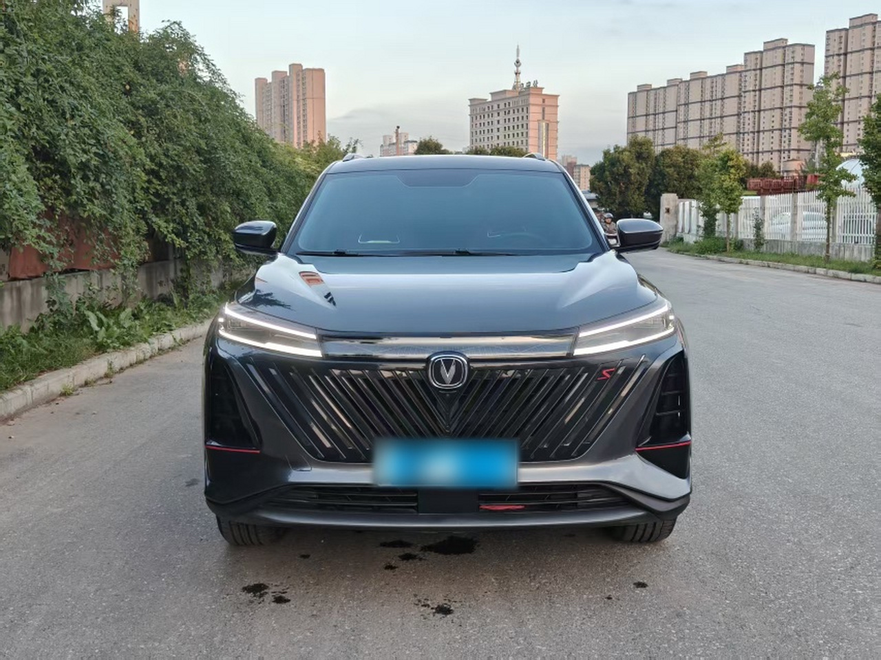 CS75 PLUS 2022 2nd Gen 1.5T AT Premium photo 2