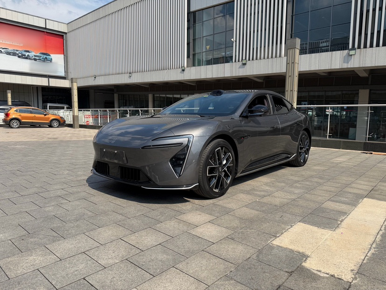06 2025 Ultra EV
