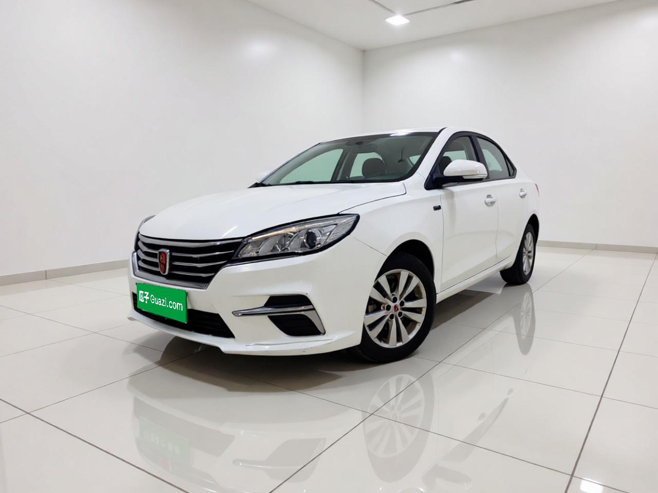 360 2018 PLUS 1.5L AT Luxury