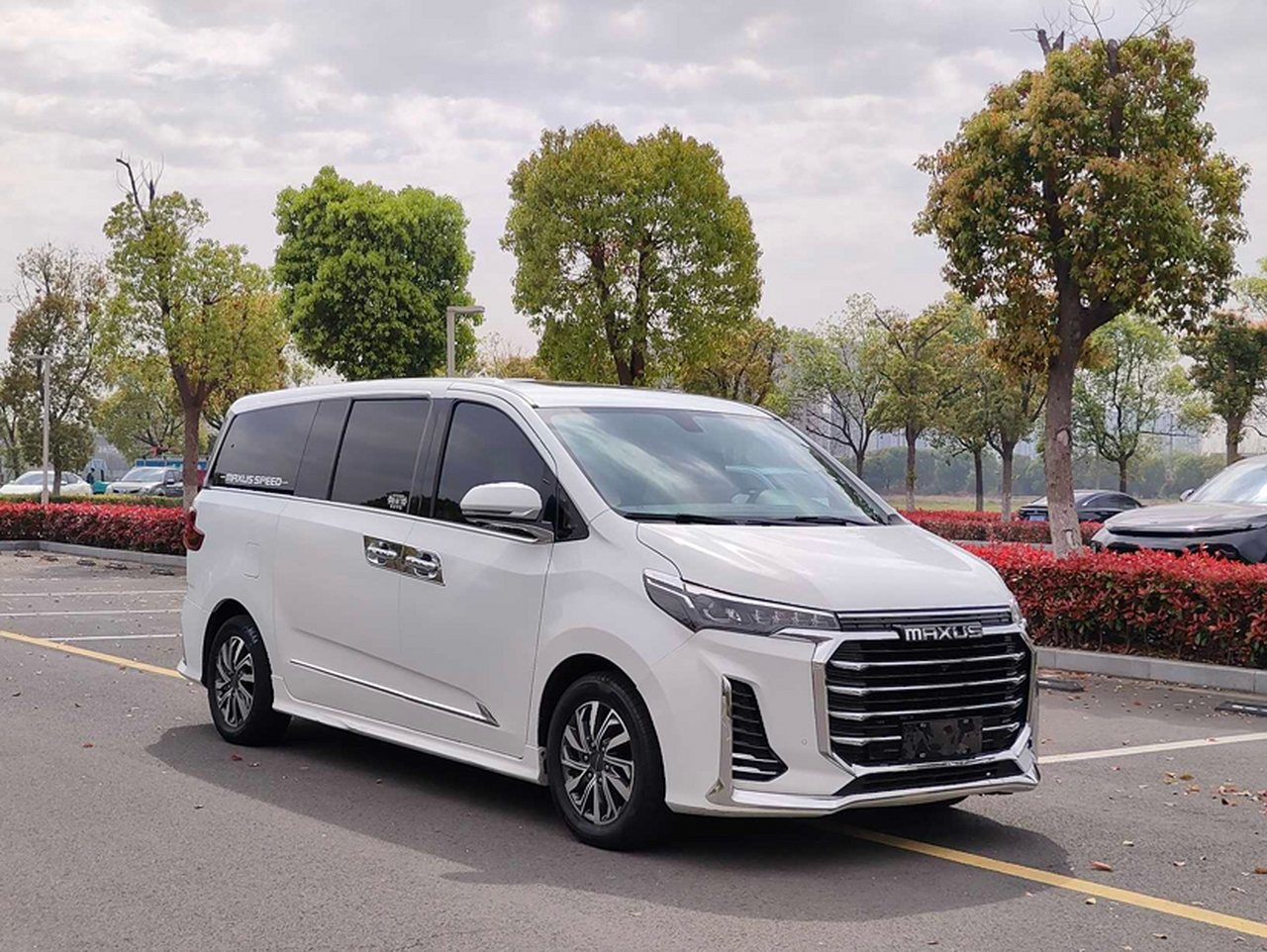 MAXUS G20 2021 PLUS 2.0T Petrol AT Luxury photo 3