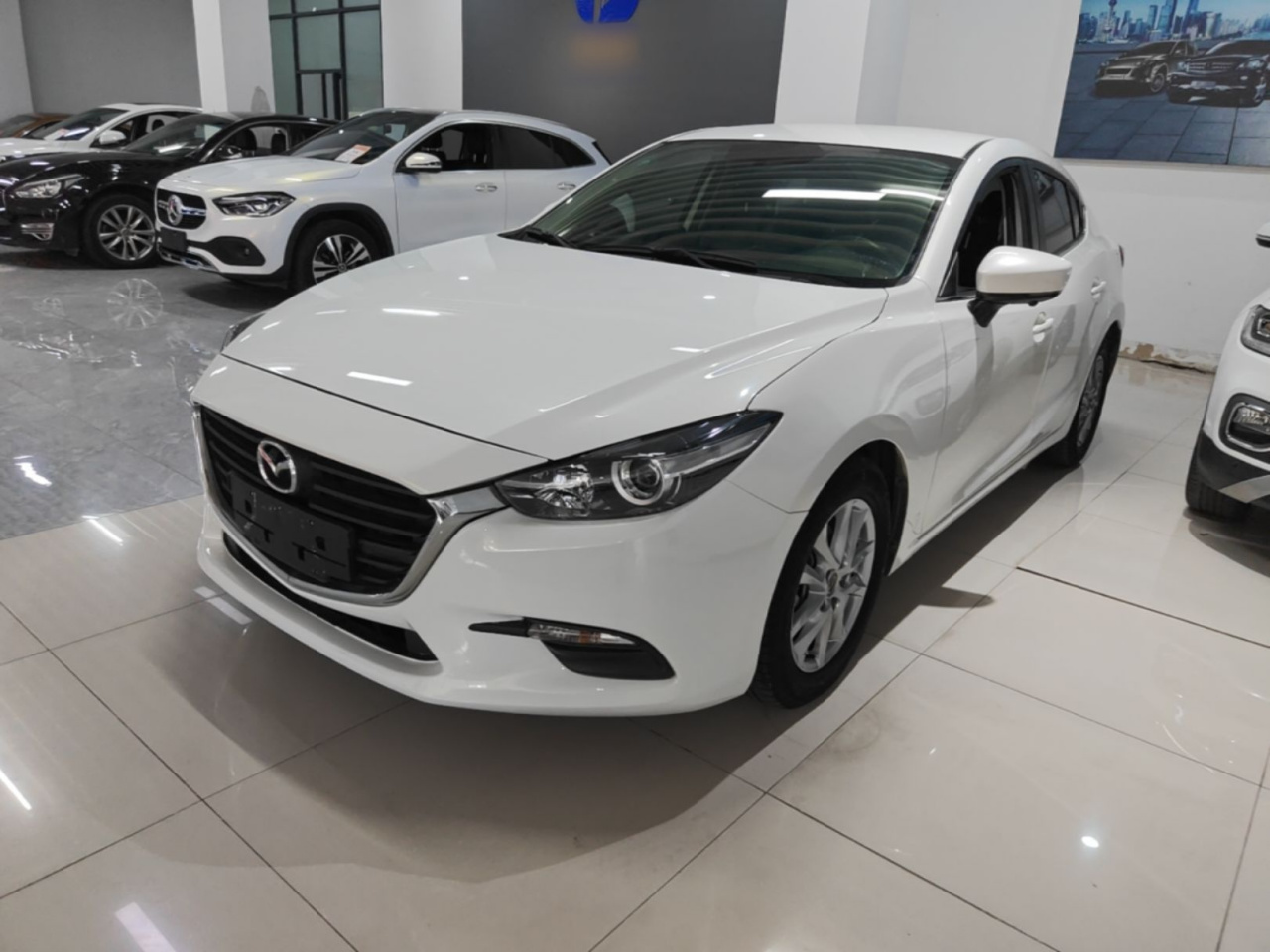 3 Axela 2017 Sedan 1.5L AT Comfort China V