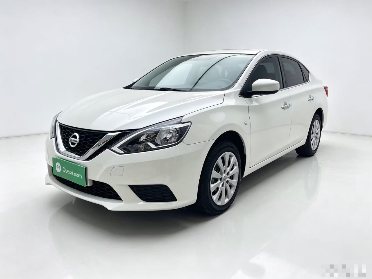 Sylphy 2021 Classic 1.6XE MT Comfort