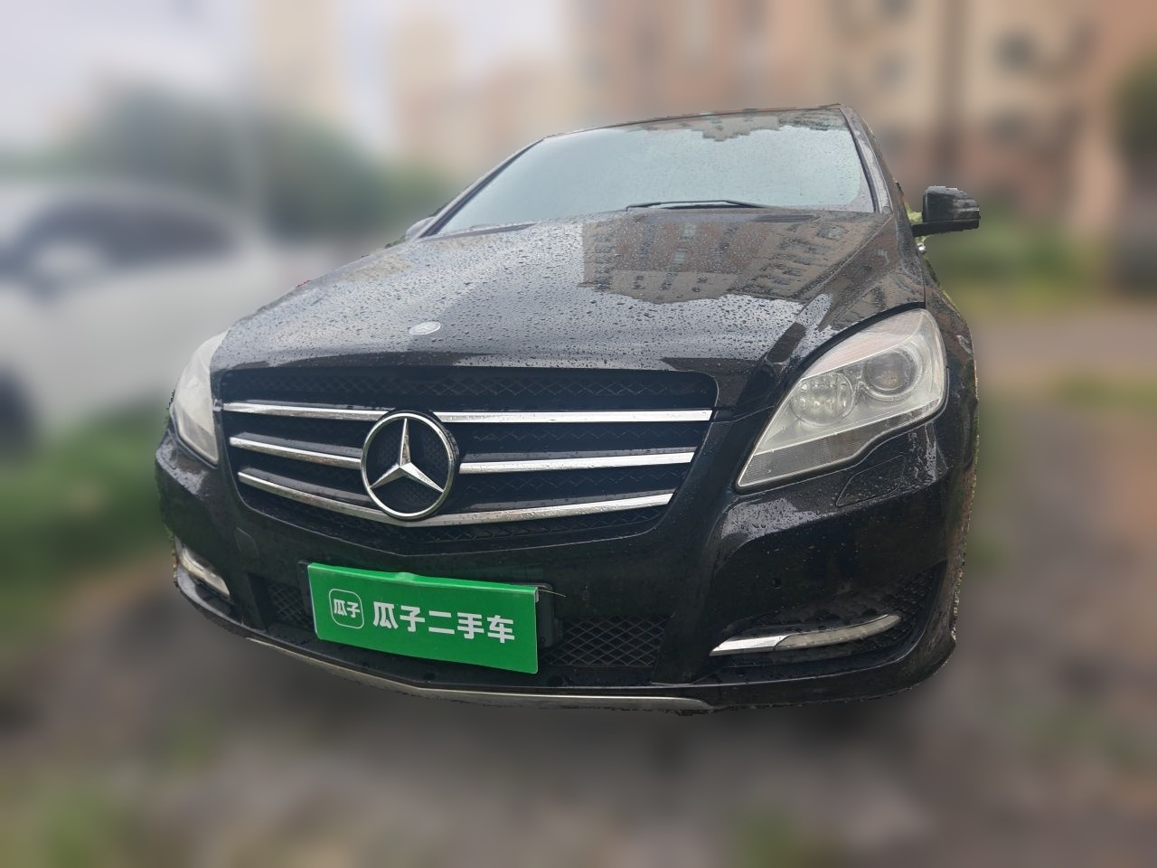R-Class 2011 R 350 L 4MATIC photo 2