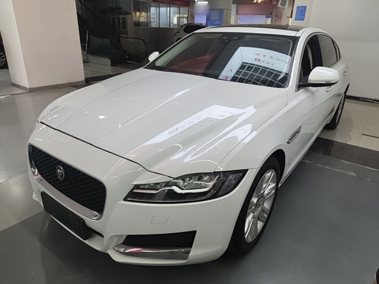 XFL 2018 XFL 2.0T 250PS Luxury