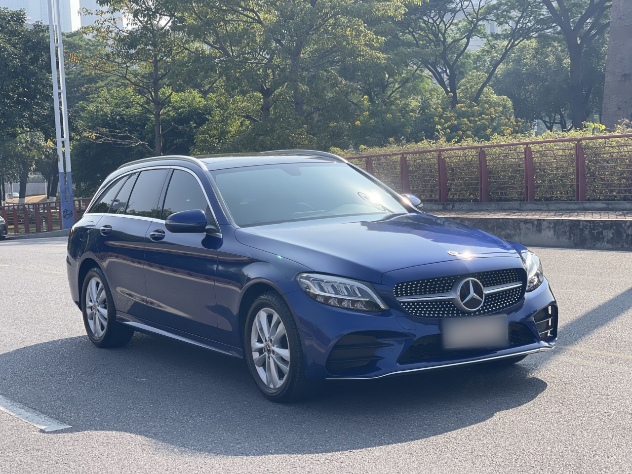 C-Class Imported 2020 Facelift C 200 Wagon photo 3