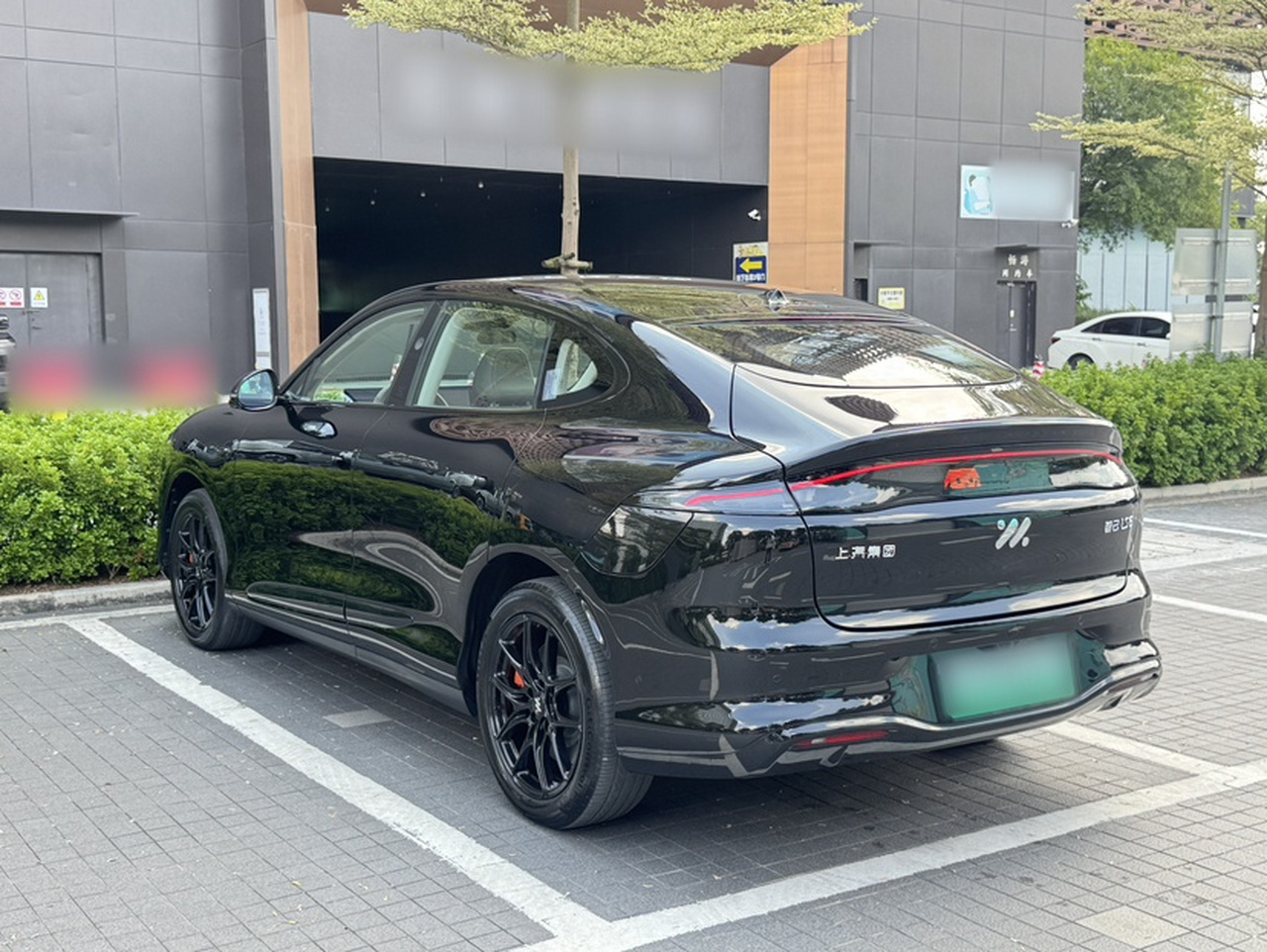 IM Motors LS6 2026 EREV 66 Max+ photo 2