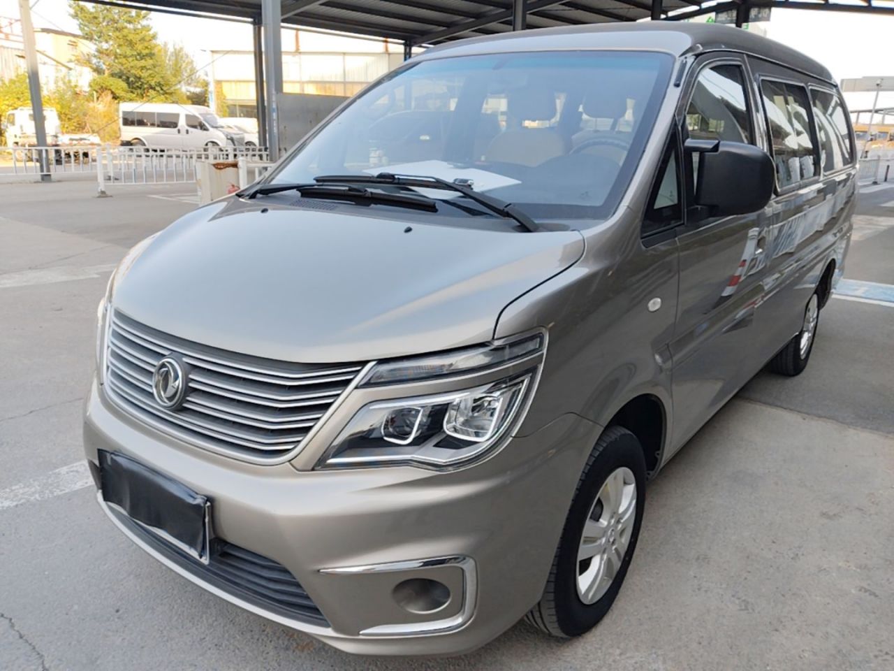 Lingzhi 2019 M5L 1.6L 9-Seater China VI