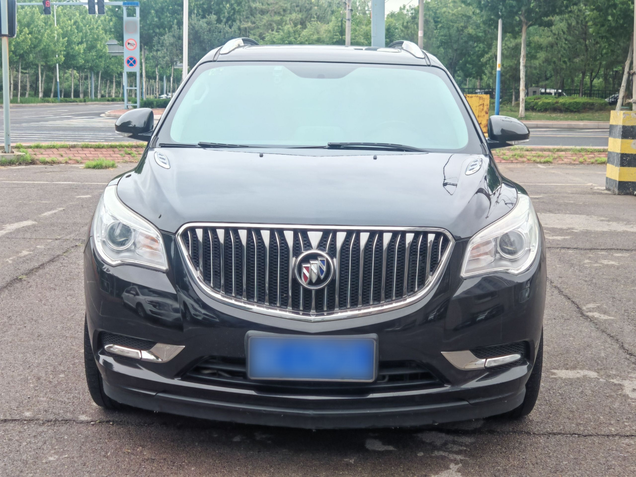 2014 3.6L RWD Elite Comfort photo 2