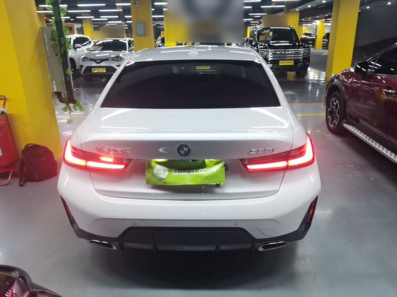 3 Series 2024 325i M Sport Package photo 5