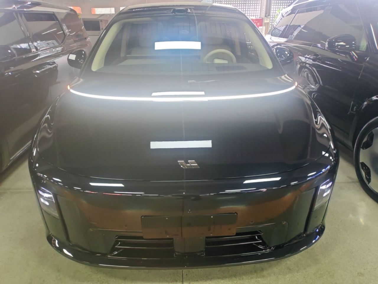 Li Auto i8 2025 Standard photo 2