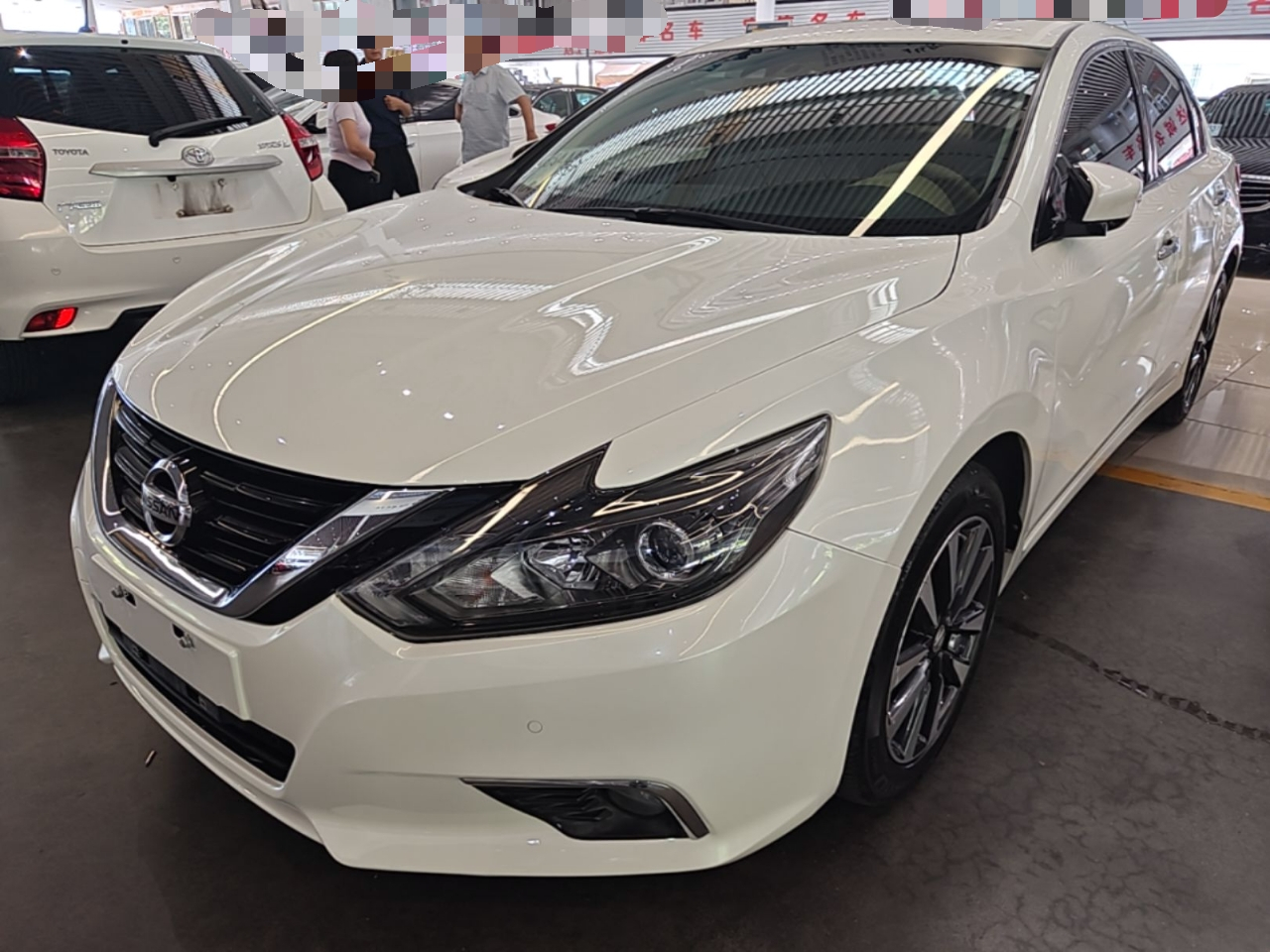 Teana 2016 2.0L XL-Upper