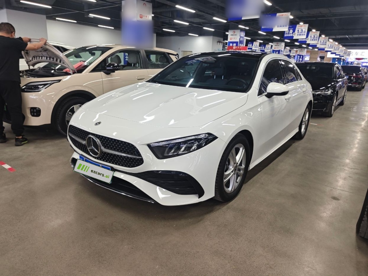 Mercedes-Benz 2025款 A 180 L