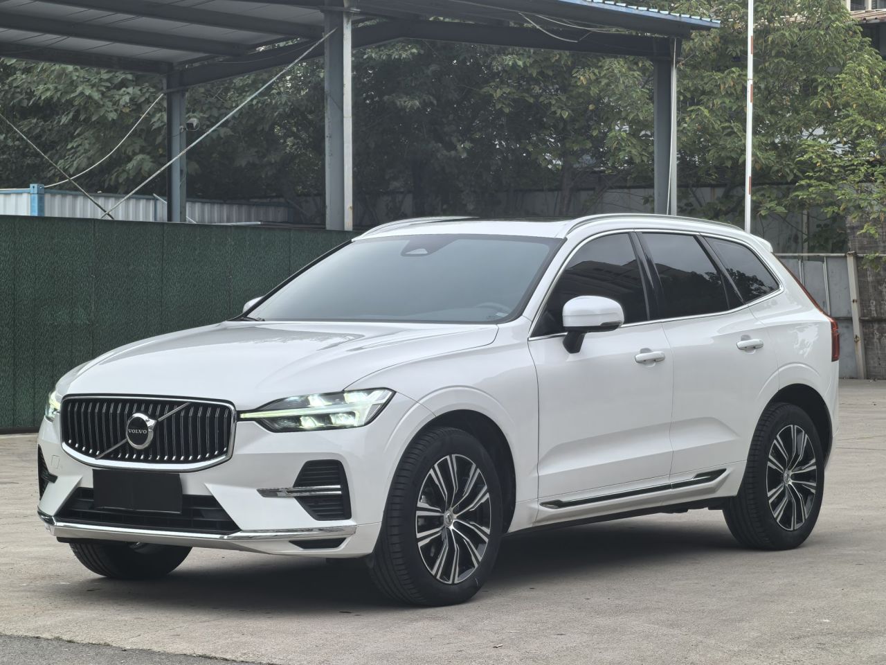 XC60 2022 B5 AWD Luxury