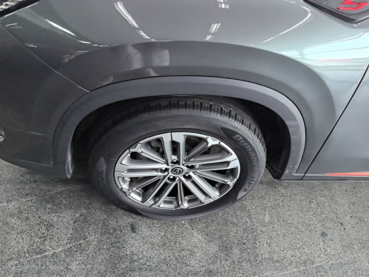 CS75 PLUS 2021 1.5T AT Luxury photo 2