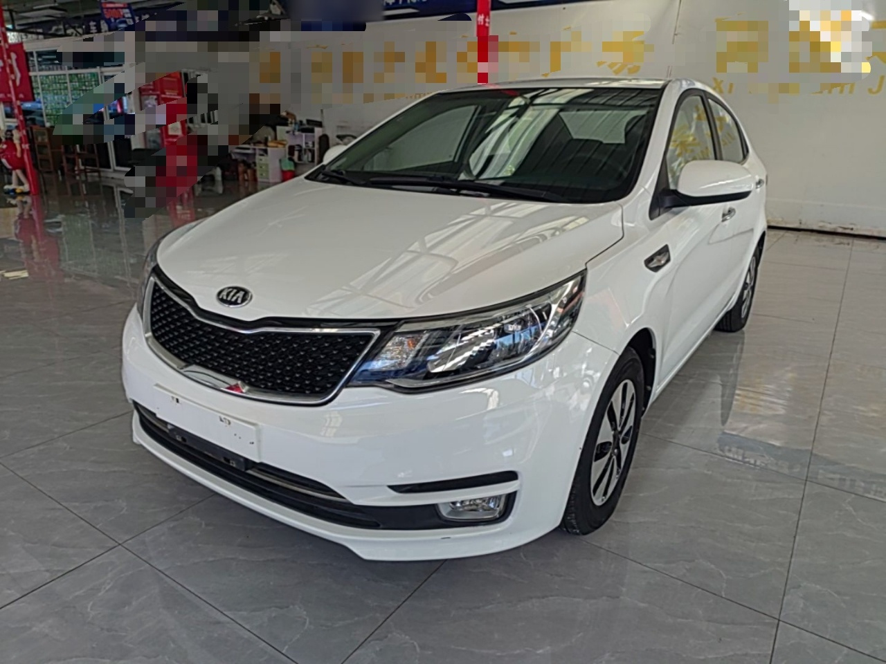 K2 2015 Sedan 1.4L AT GLS