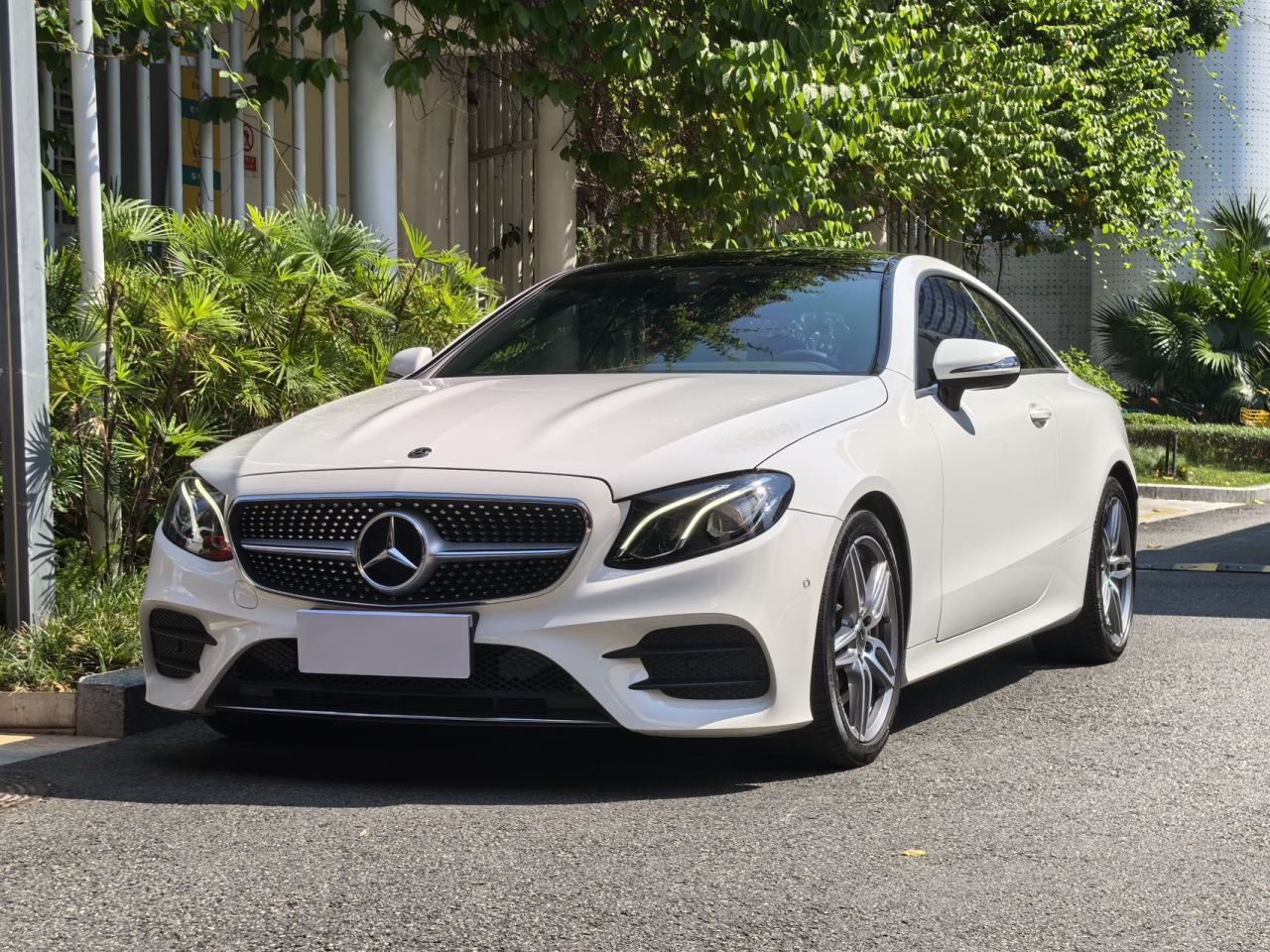 E-Class Imported 2019 E 200 Coupe