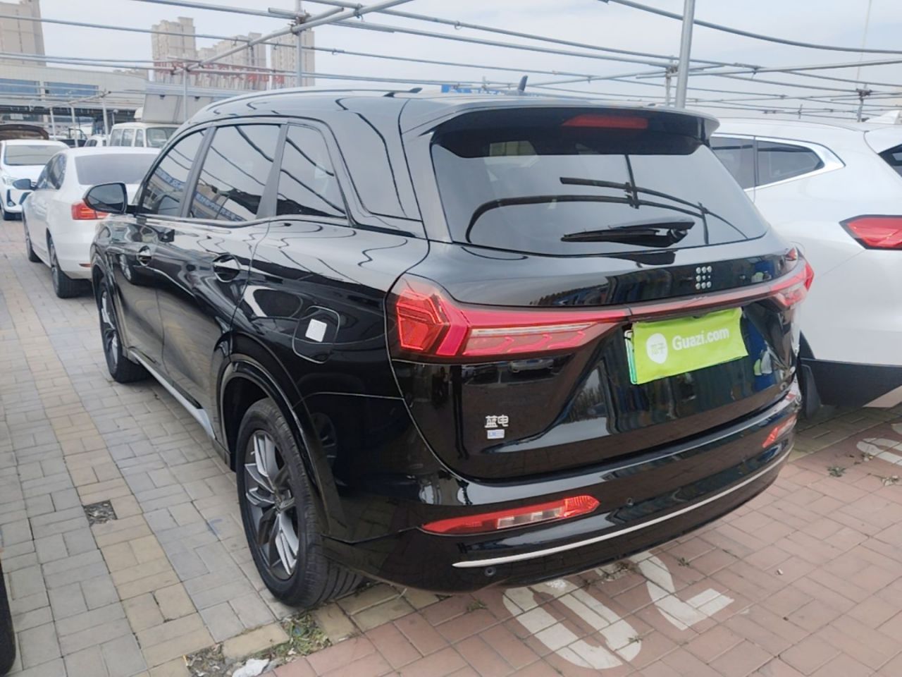 Bluelectric E5 2023 1.5L DE-i 100KM 7-Seater photo 4