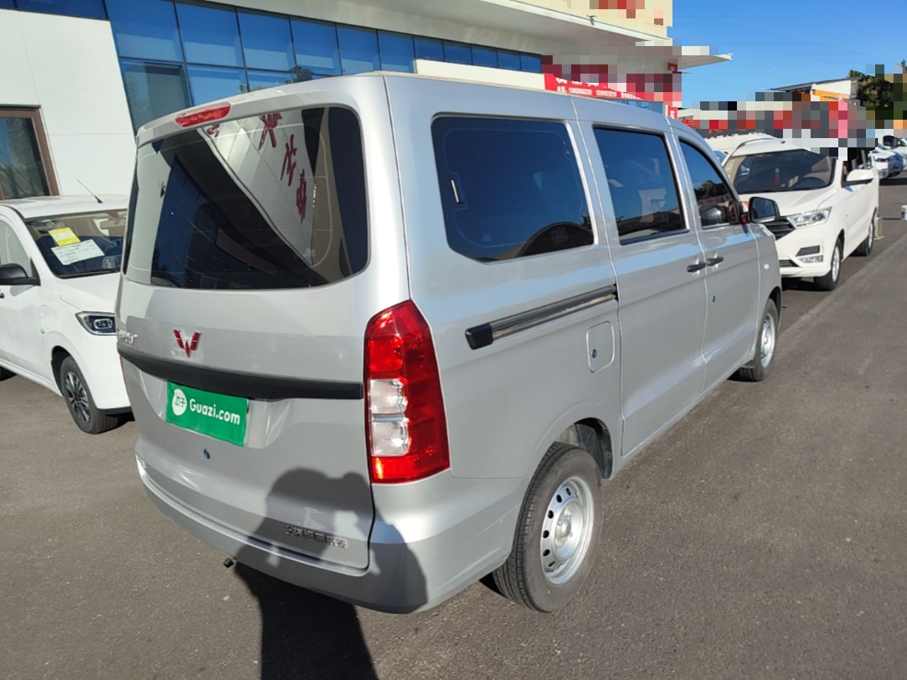 Wuling Hongguang V 2022 1.5L LAR photo 4