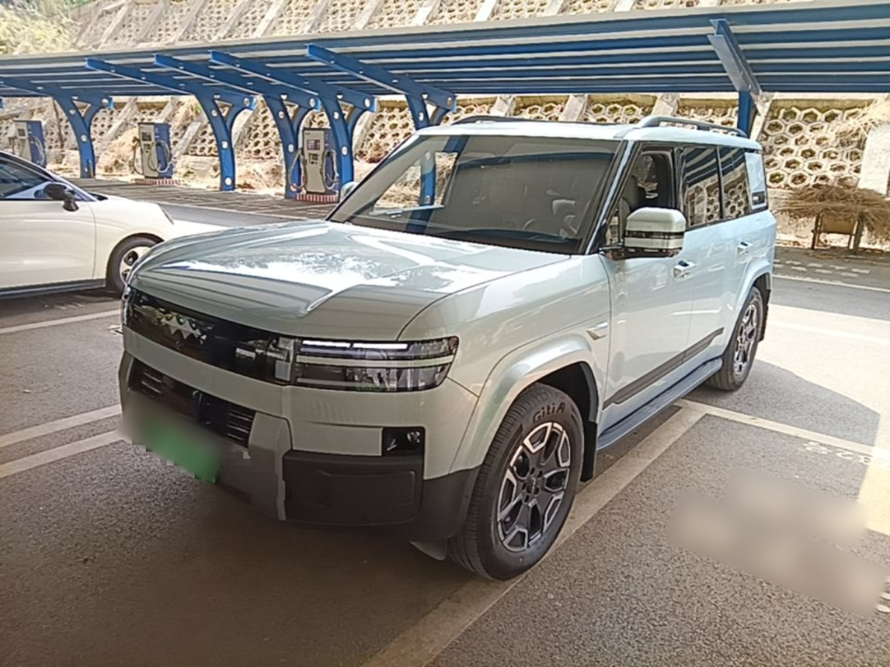 Fang Cheng Bao 7 2025 200KM RWD Max