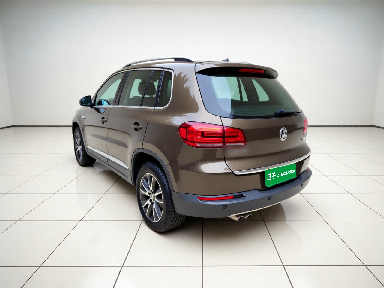 Tiguan 2016 300TSI AT AWD Luxury photo 4